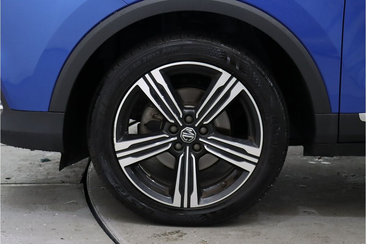 2018 MG ZS Essence AZS1