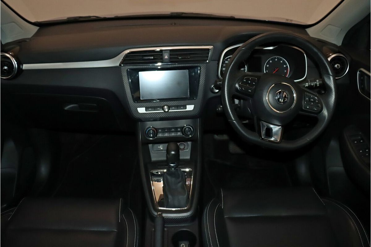 2018 MG ZS Essence AZS1