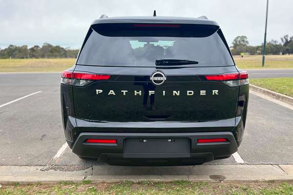 2024 Nissan Pathfinder ST-L R53