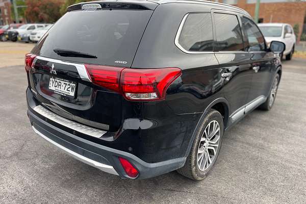 2016 Mitsubishi Outlander Exceed ZK