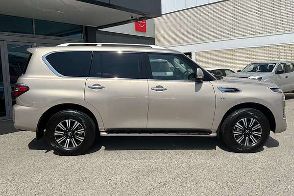 2024 Nissan Patrol Ti-L Y62