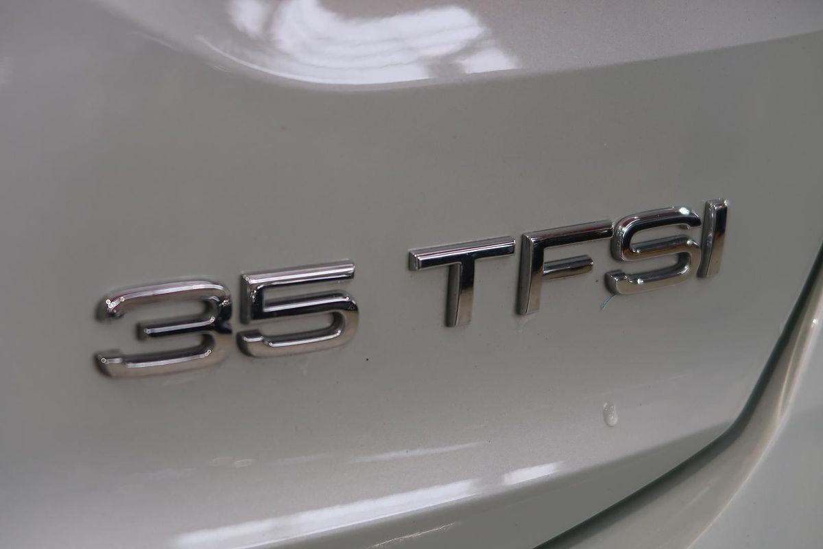 2021 Audi Q3 35 TFSI S Line F3