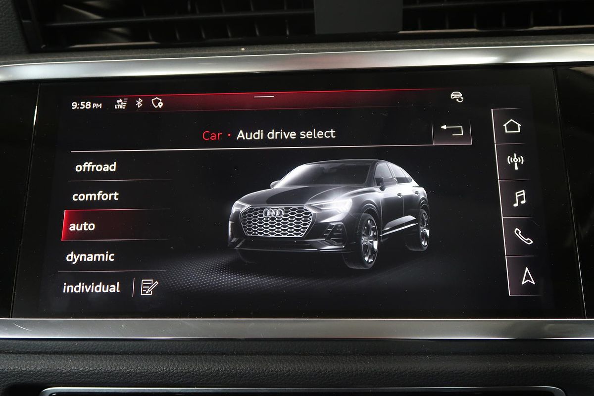 2021 Audi Q3 35 TFSI S Line F3
