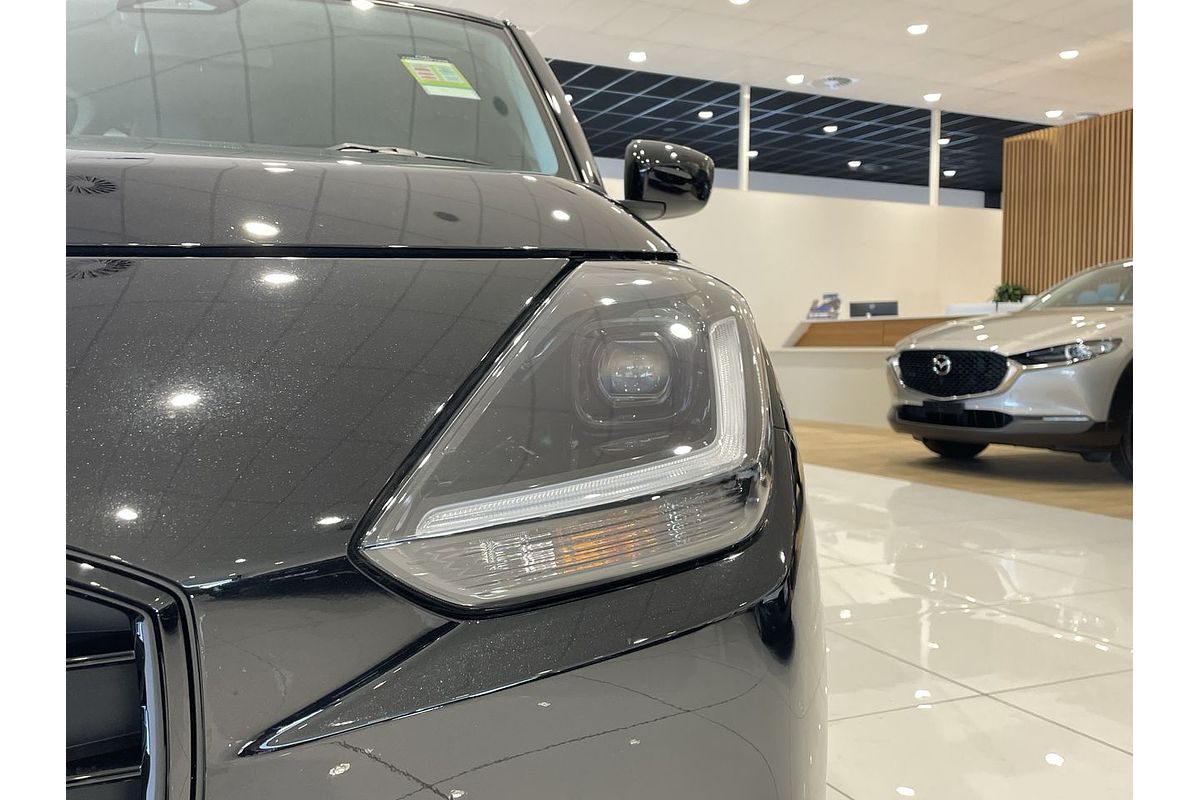 2024 Suzuki Swift Hybrid Plus UZ