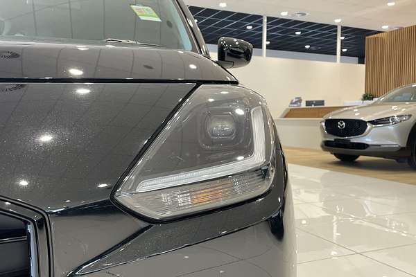 2024 Suzuki Swift Hybrid Plus UZ