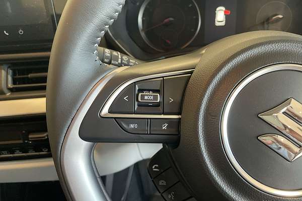 2024 Suzuki Swift Hybrid Plus UZ