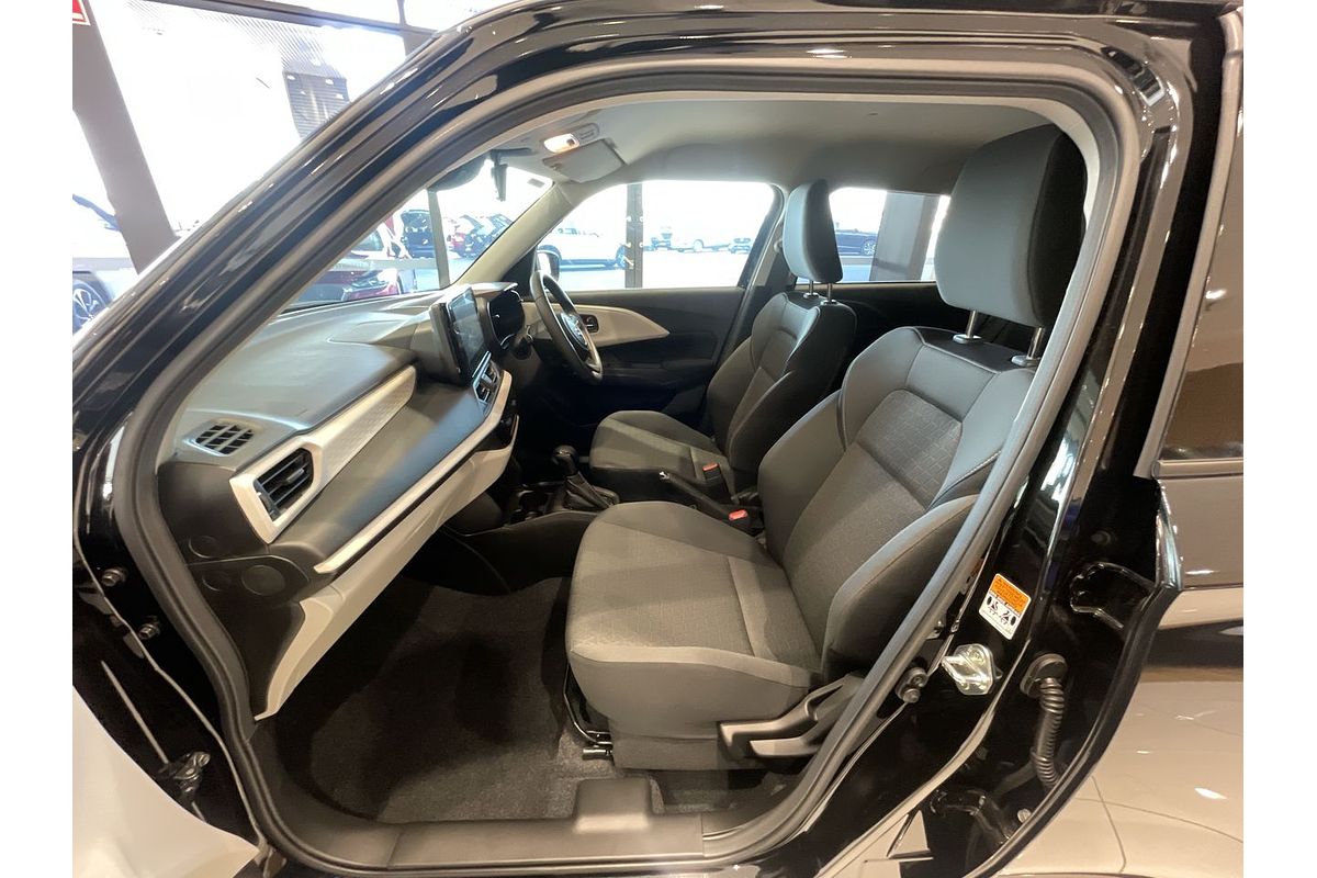 2024 Suzuki Swift Hybrid Plus UZ