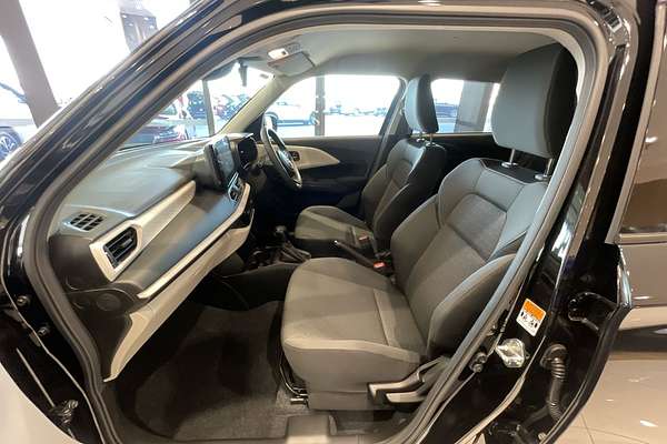 2024 Suzuki Swift Hybrid Plus UZ