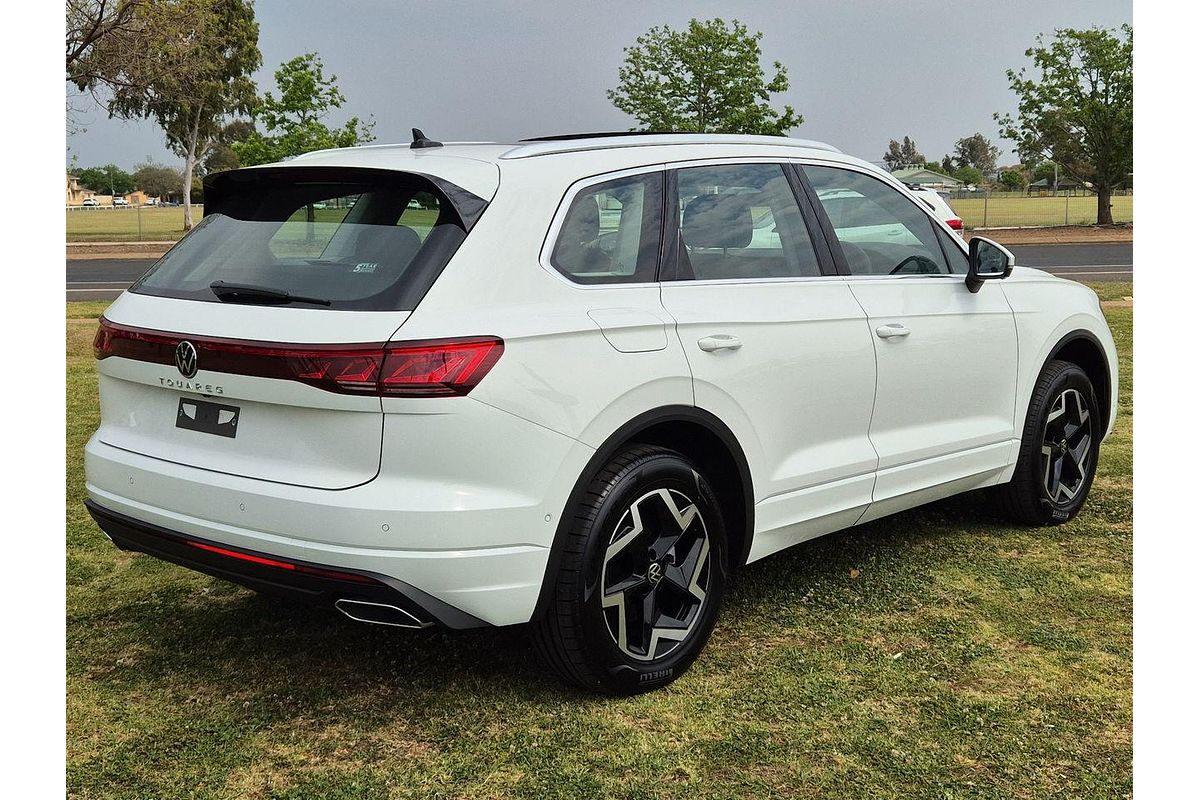 2024 Volkswagen Touareg 170TDI RC