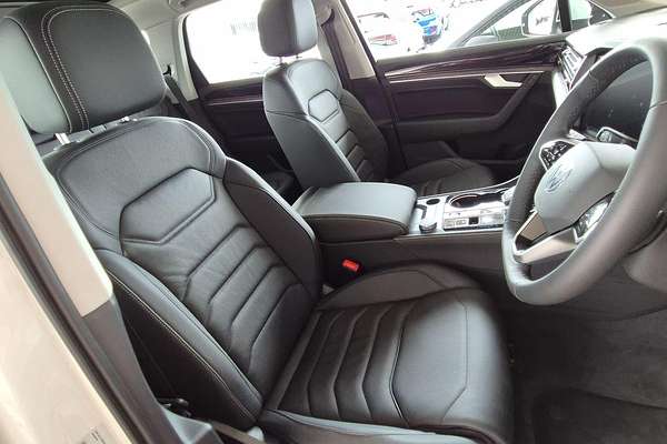 2024 Volkswagen Touareg 170TDI RC