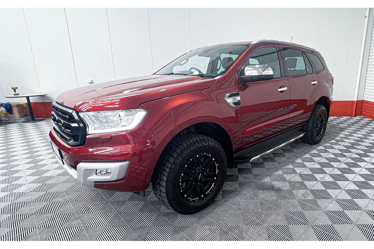 2015 Ford Everest Titanium UA