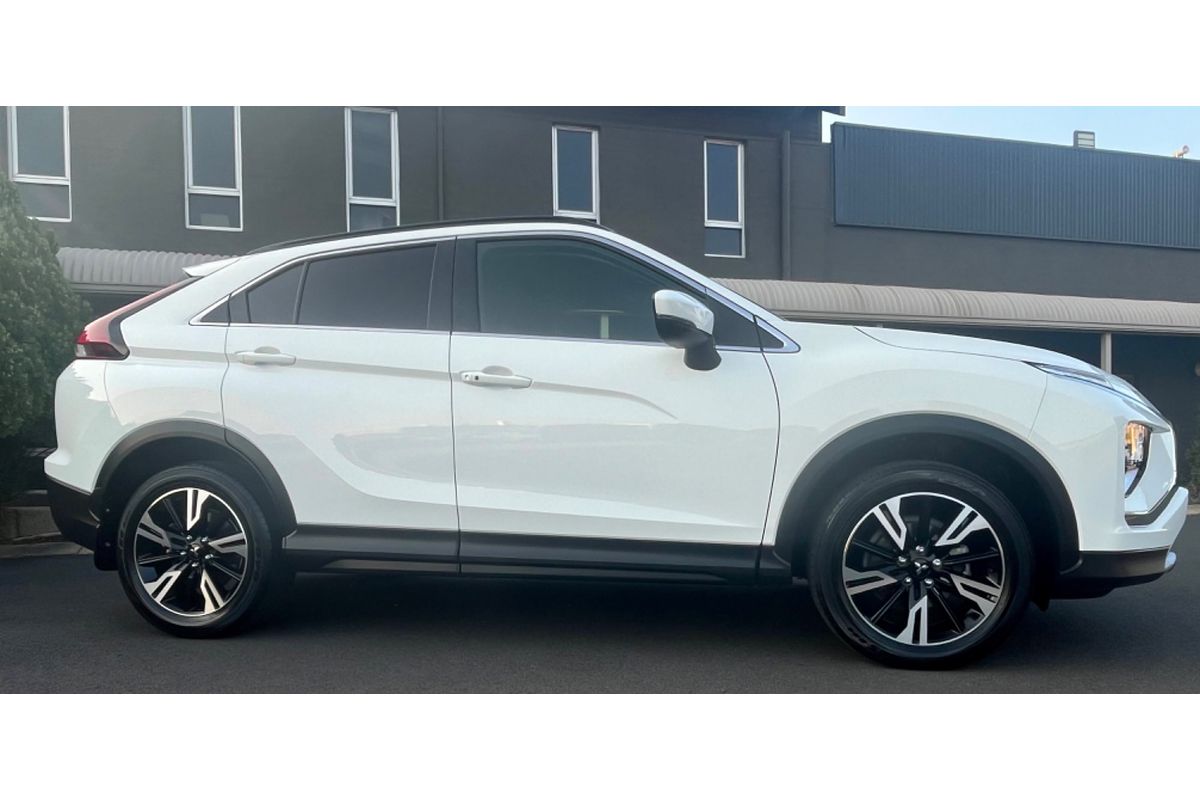 2021 Mitsubishi Eclipse Cross LS YB