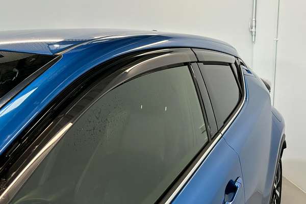 2017 Toyota C-HR HYBRID G ZYX10