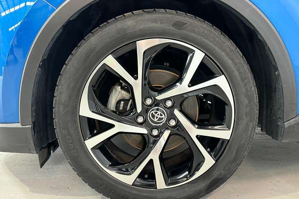 2017 Toyota C-HR HYBRID G ZYX10