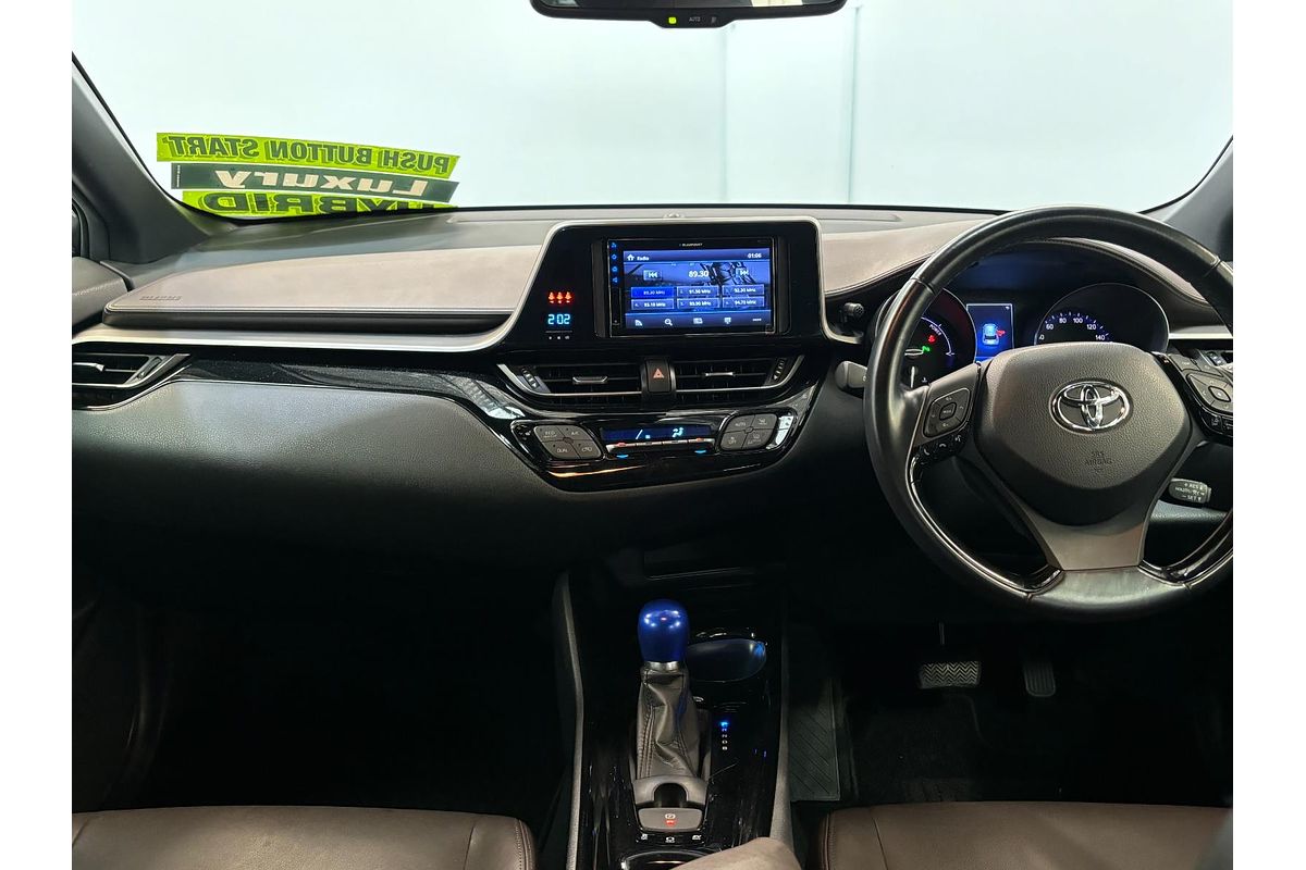2017 Toyota C-HR HYBRID G ZYX10