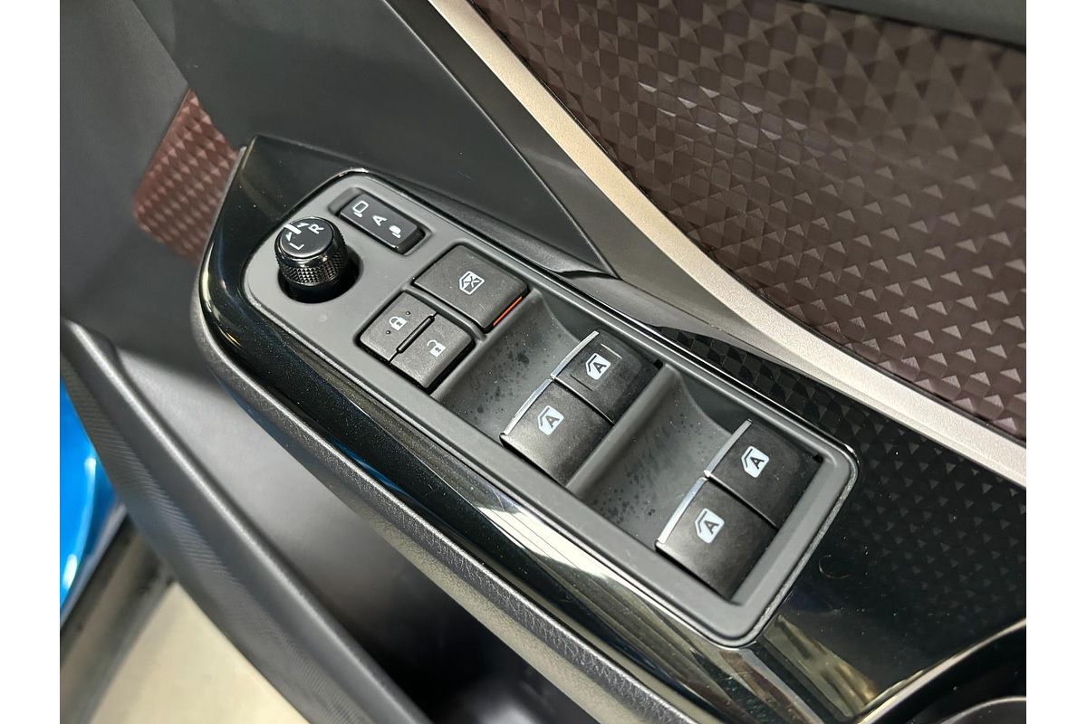 2017 Toyota C-HR HYBRID G ZYX10