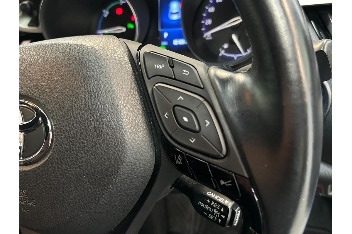 2017 Toyota C-HR HYBRID G ZYX10