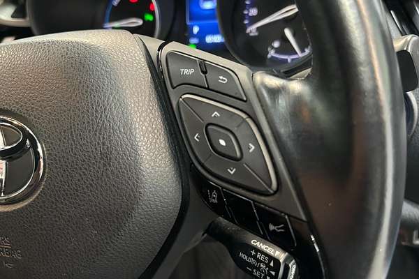 2017 Toyota C-HR HYBRID G ZYX10