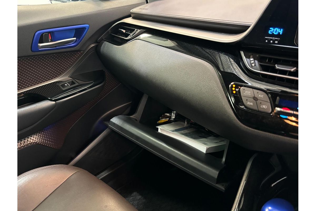 2017 Toyota C-HR HYBRID G ZYX10