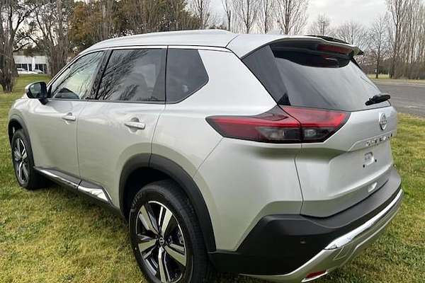 2024 Nissan X-TRAIL Ti-L T33