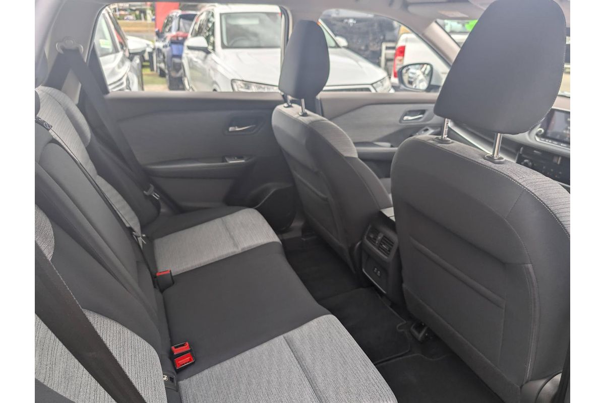 2023 Nissan X-TRAIL ST T33