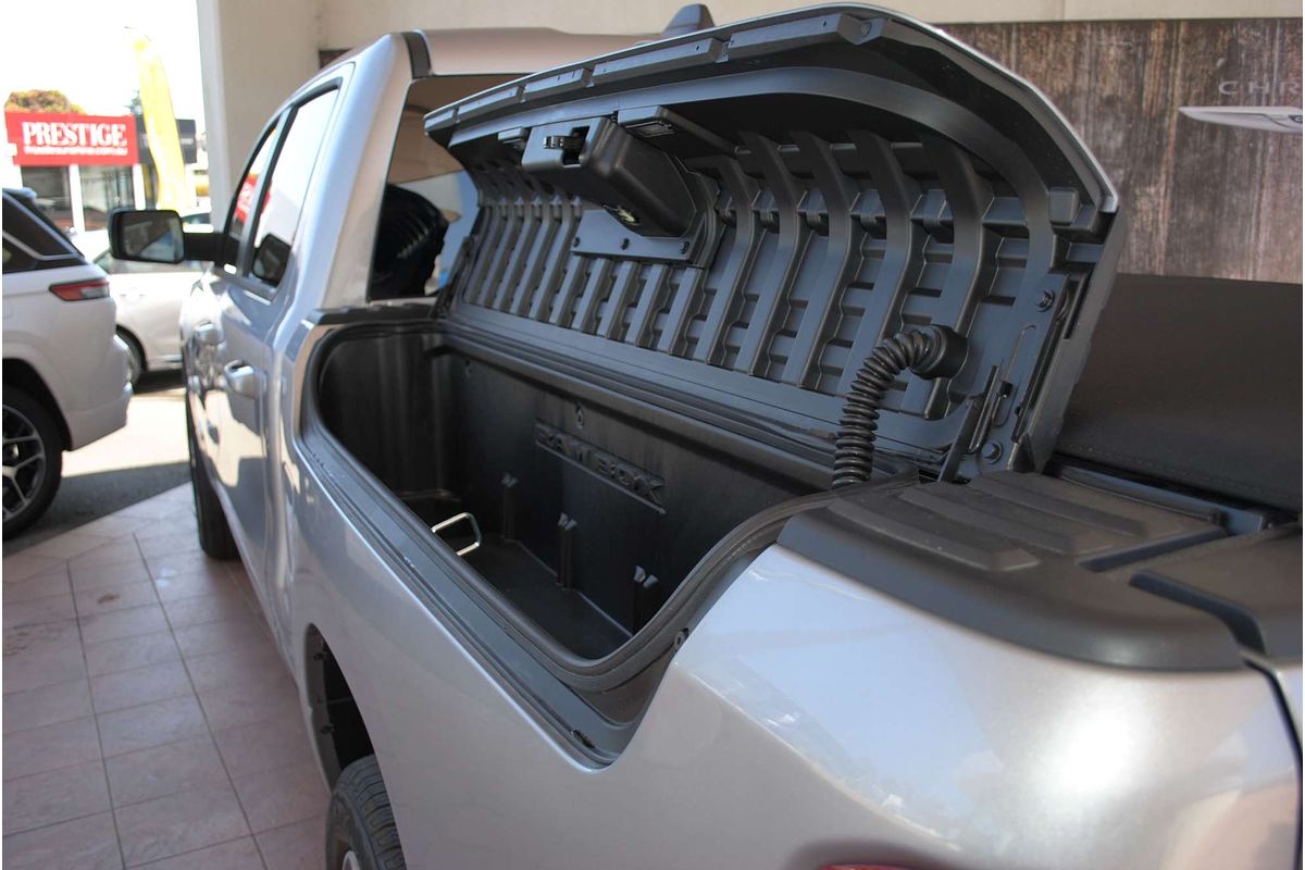 2024 RAM 1500 Laramie Sport RamBox DT 4X4