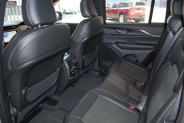 2023 Jeep Grand Cherokee Night Eagle WL