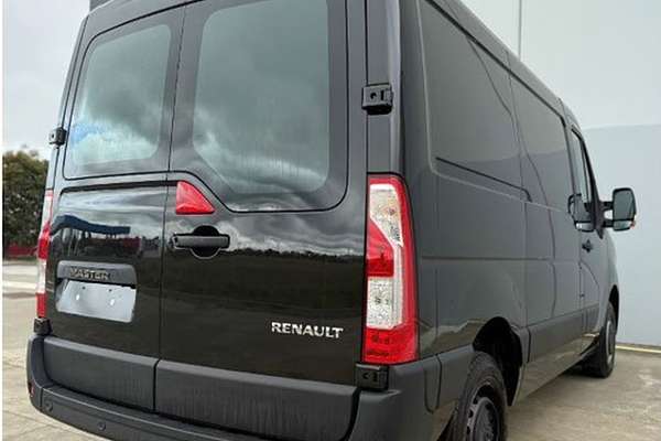 2023 Renault Master Pro 120kW X62 Phase 2