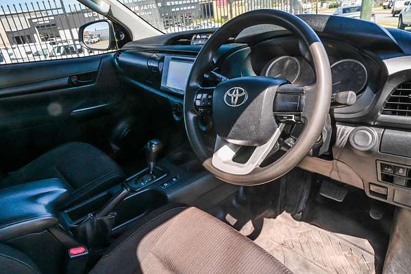 2018 Toyota Hilux SR GUN126R 4X4