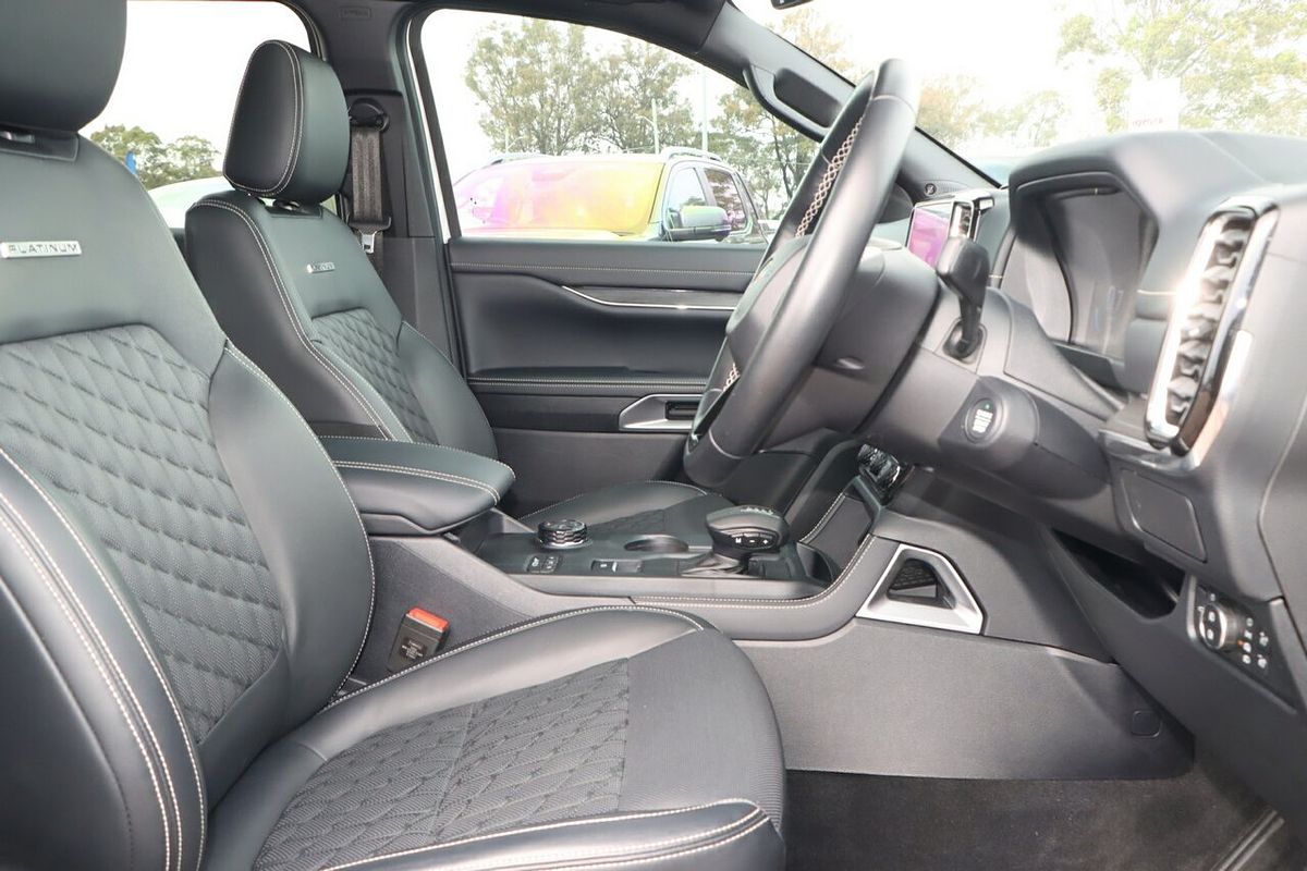 2023 Ford Everest Platinum