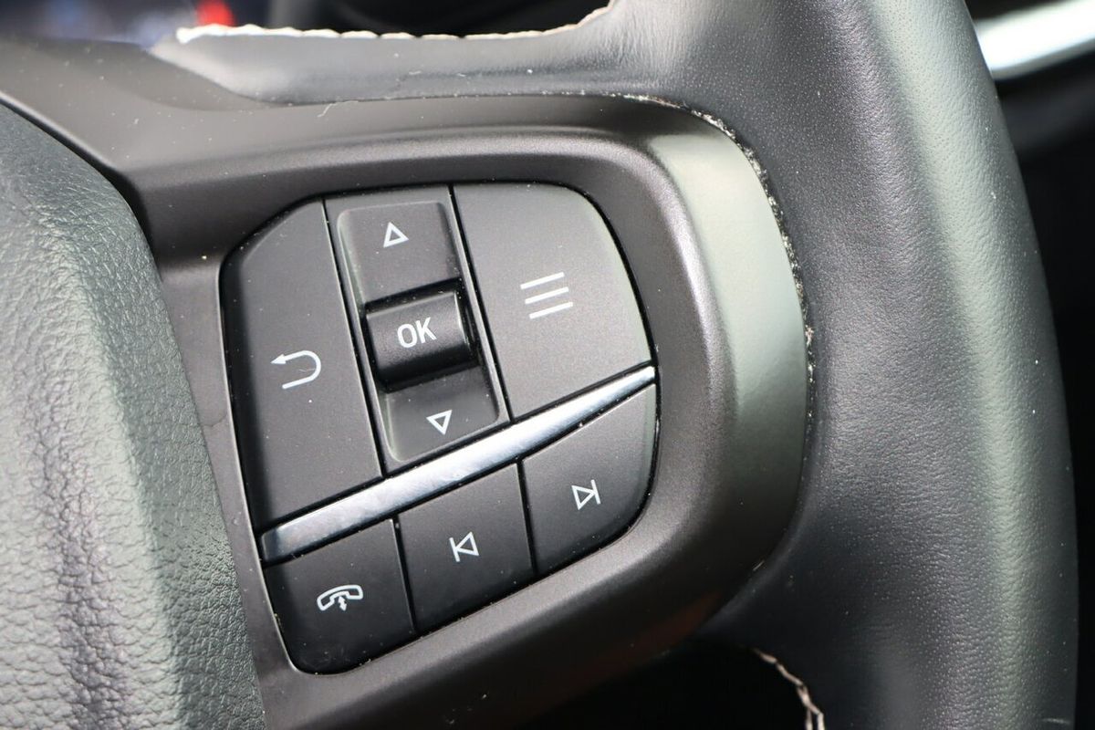 2023 Ford Everest Platinum