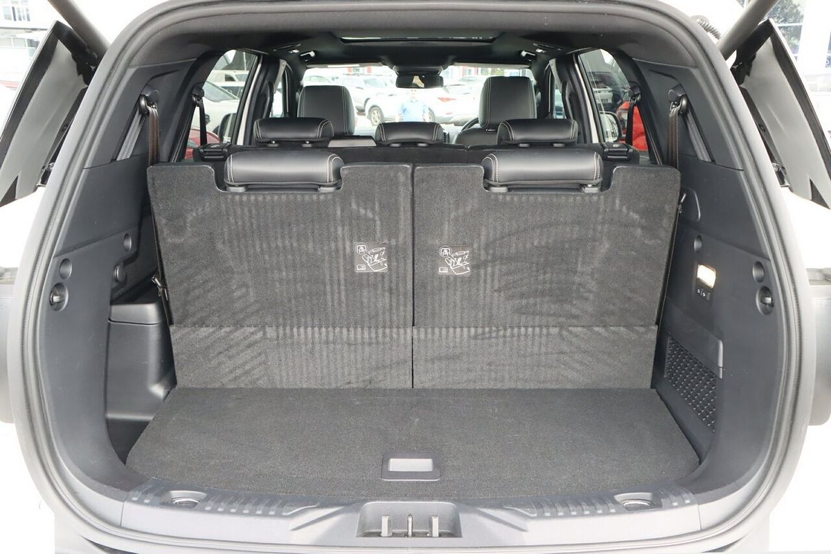 2023 Ford Everest Platinum