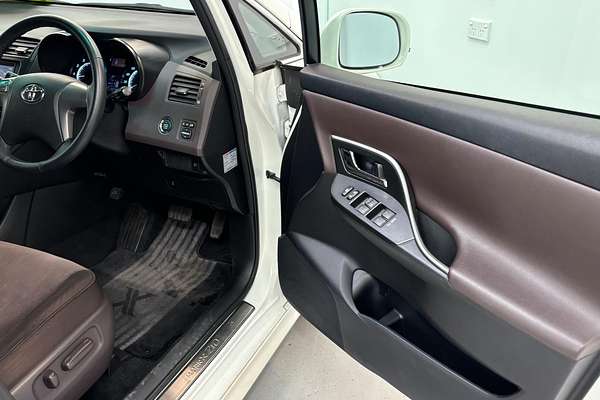 2009 Toyota Mark X Zio 350G
