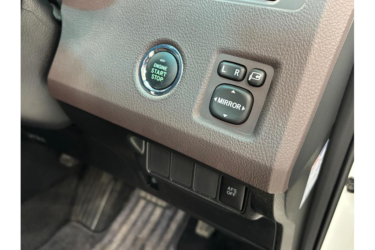 2009 Toyota Mark X Zio 350G