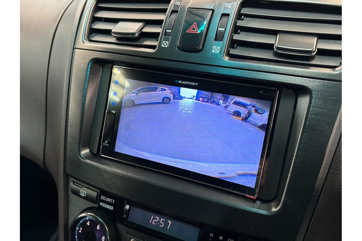 2009 Toyota Mark X Zio 350G
