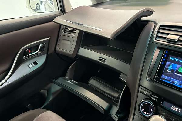 2009 Toyota Mark X Zio 350G