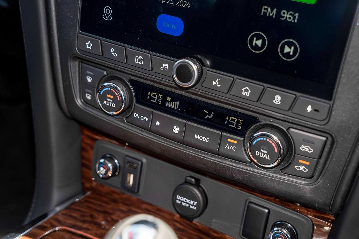 2023 Nissan Patrol Ti-L Y62