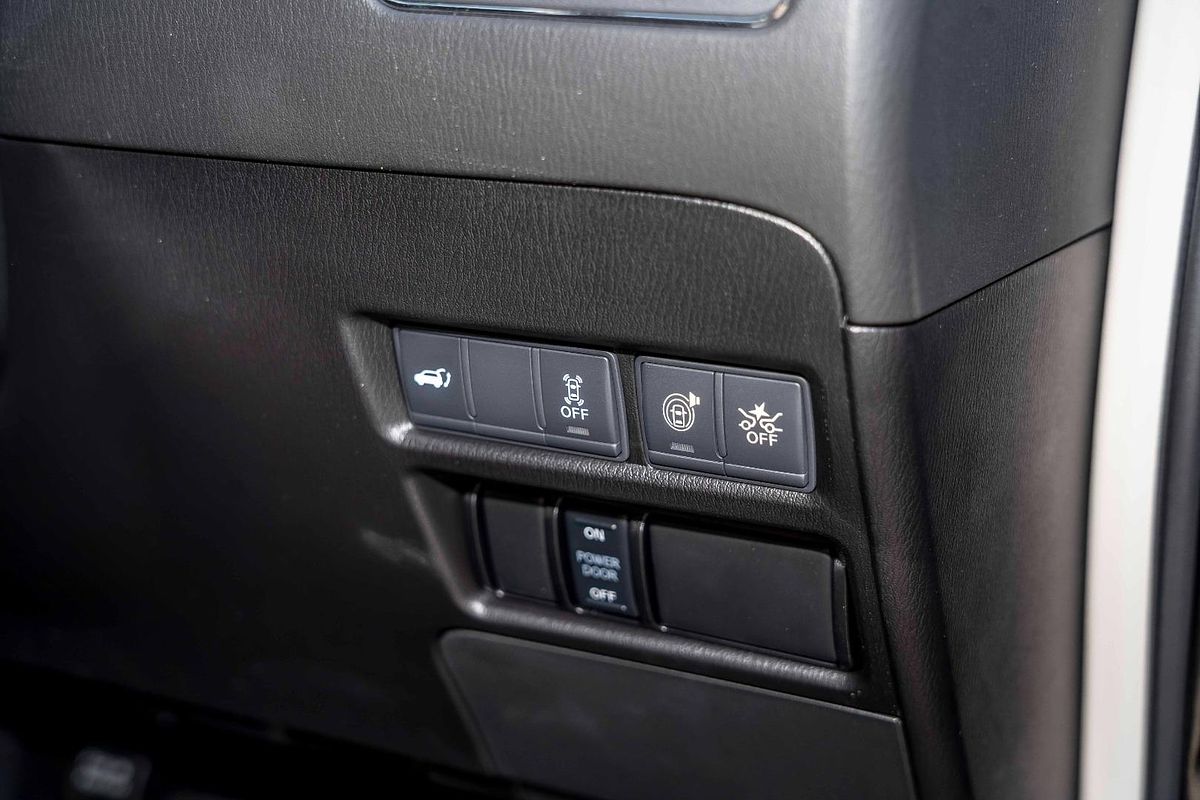 2023 Nissan Patrol Ti-L Y62