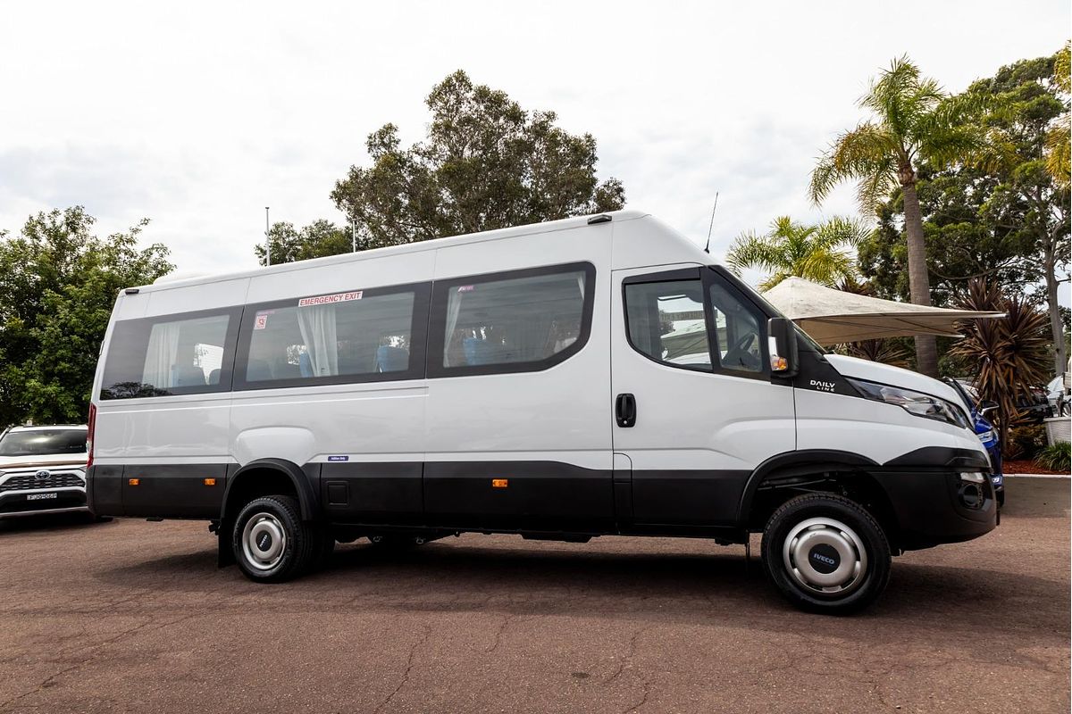 2021 Iveco Daily Minibus Shuttle 16
