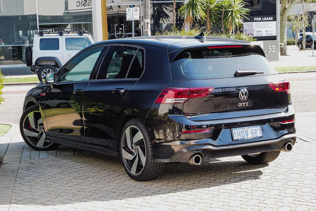 2022 Volkswagen Golf GTI 8