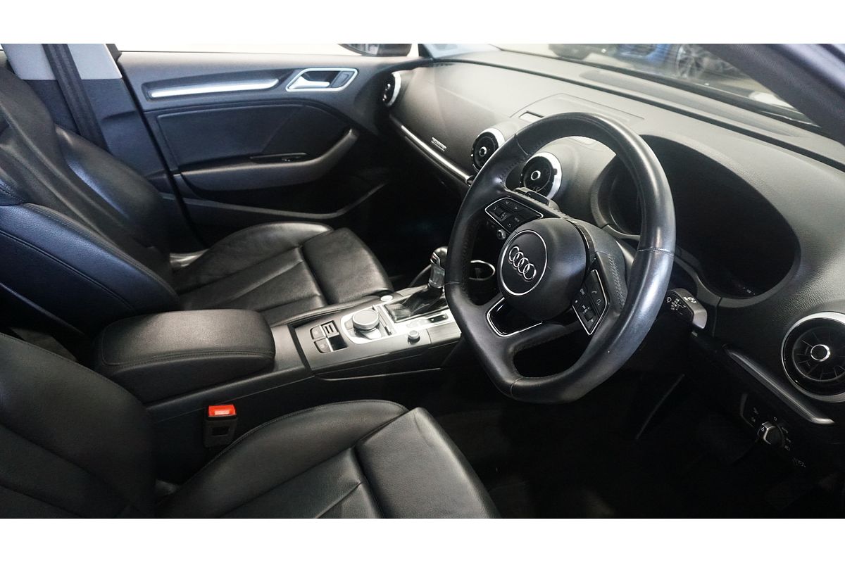2020 Audi A3 40 TFSI S line plus 8V