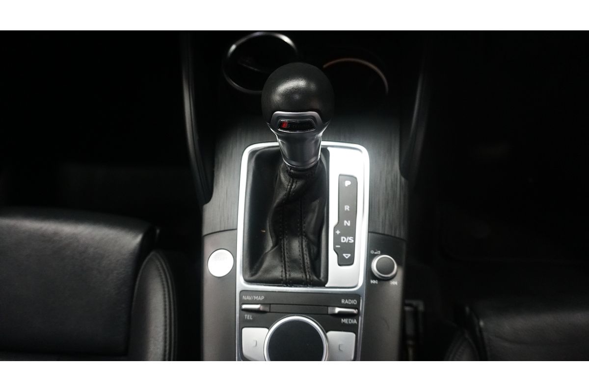 2020 Audi A3 40 TFSI S line plus 8V