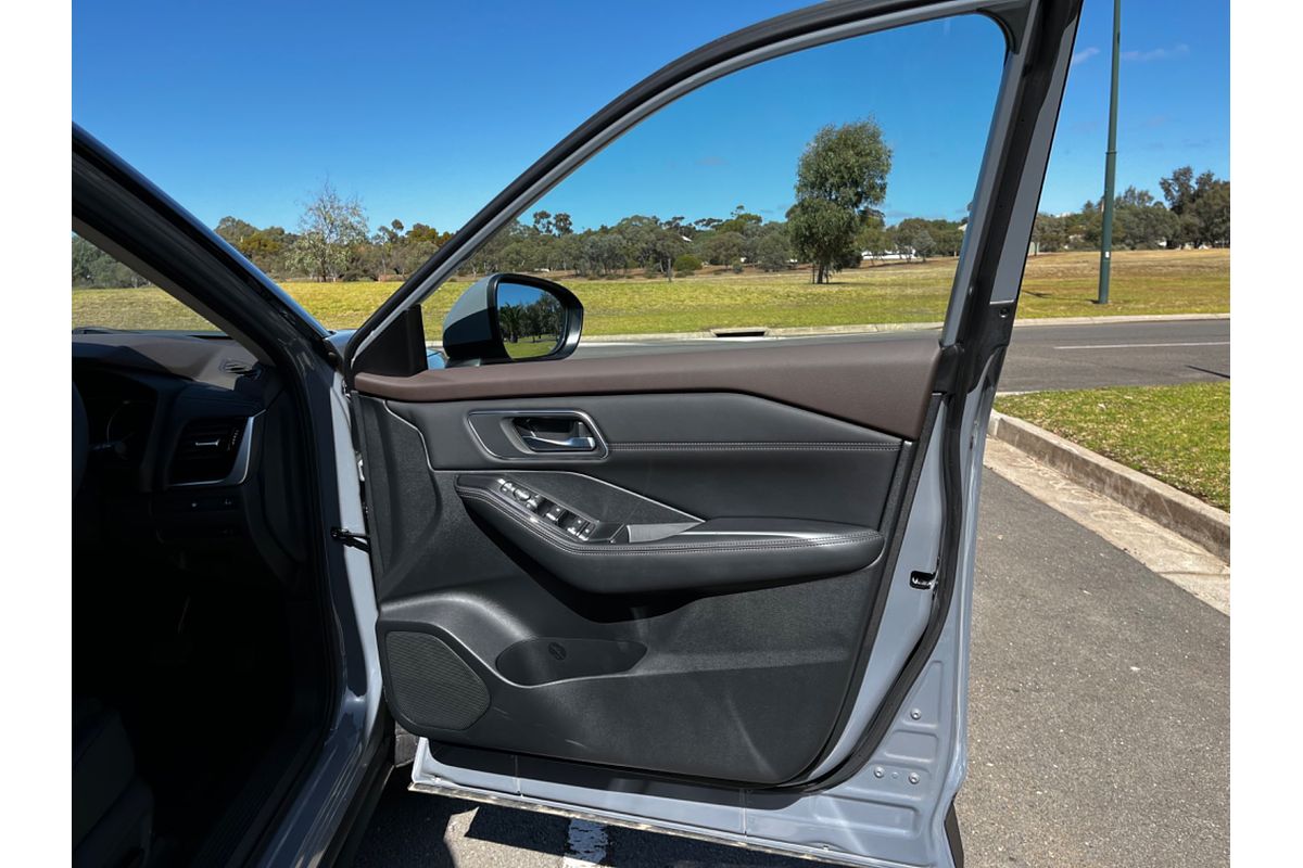 2024 Nissan X-TRAIL ST-L e-POWER T33