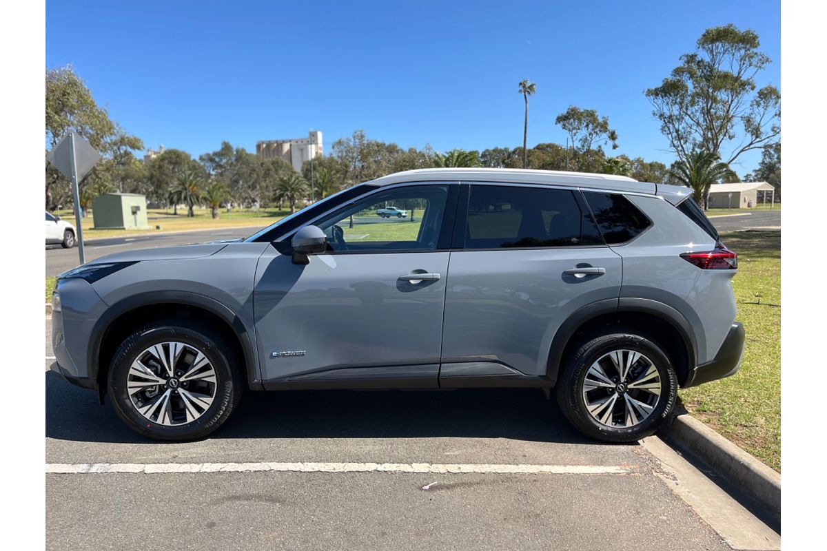 2024 Nissan X-TRAIL ST-L e-POWER T33
