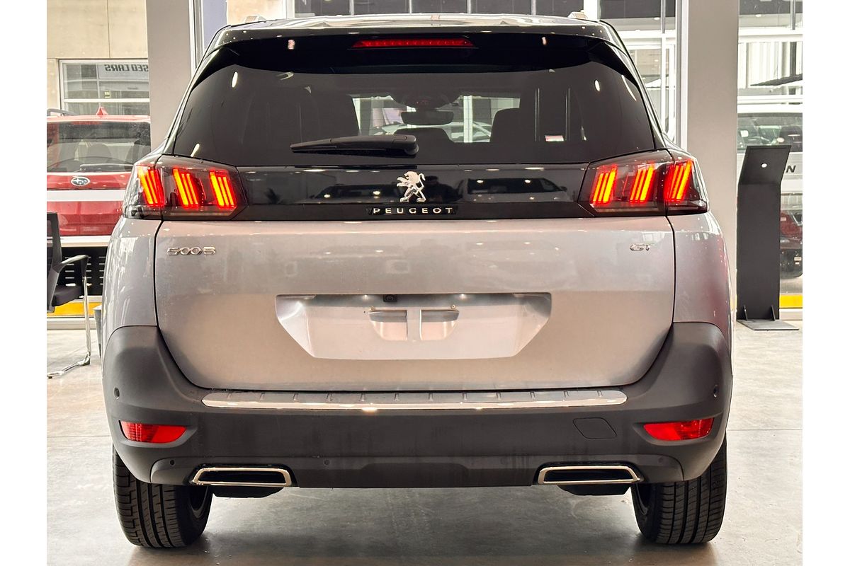 2022 Peugeot 5008 GT P87