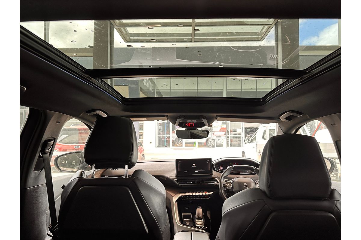 2022 Peugeot 5008 GT P87