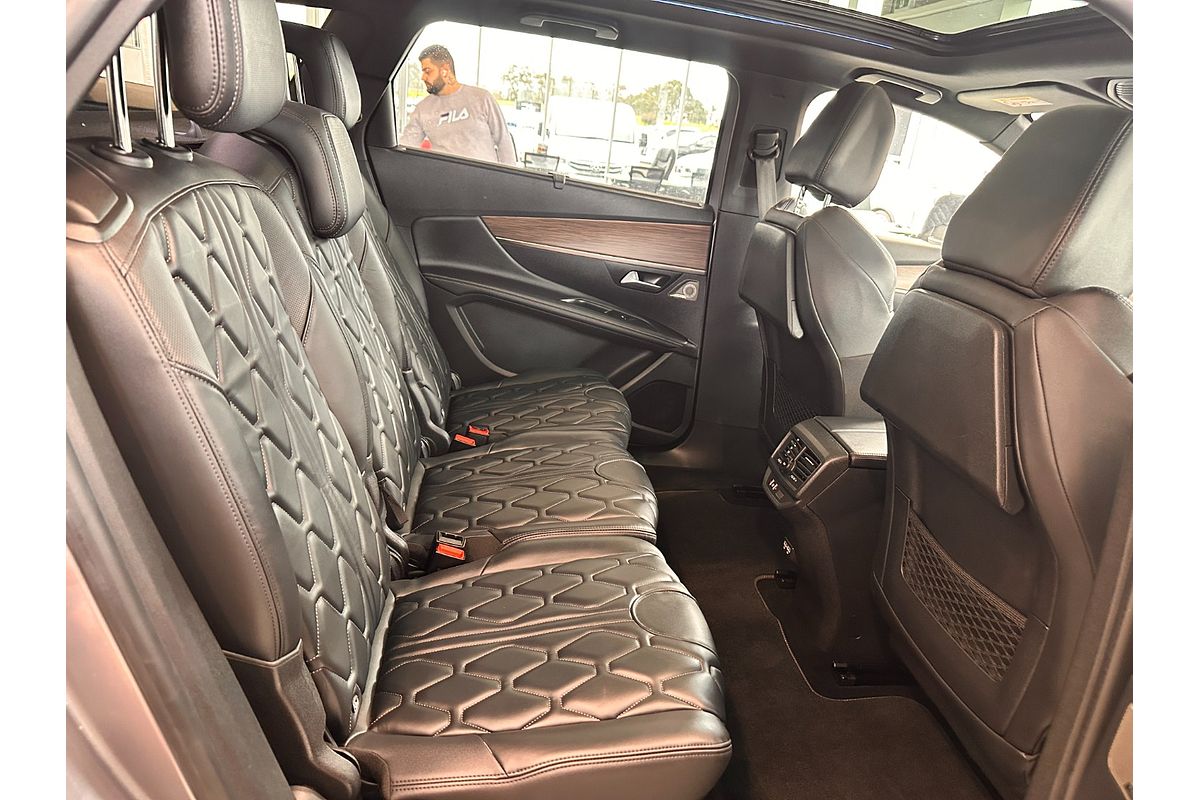 2022 Peugeot 5008 GT P87