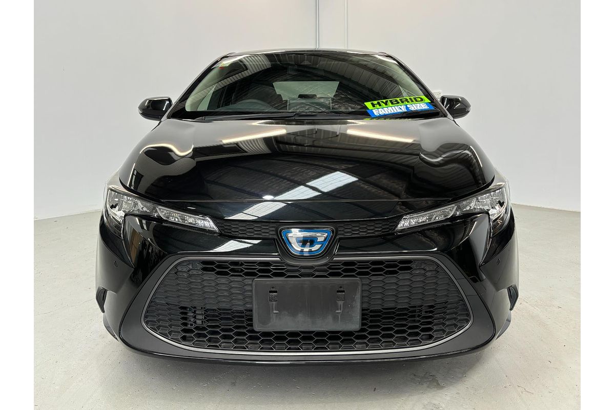 2019 Toyota Corolla Touring Hybrid Touring Hybrid S ZWE211