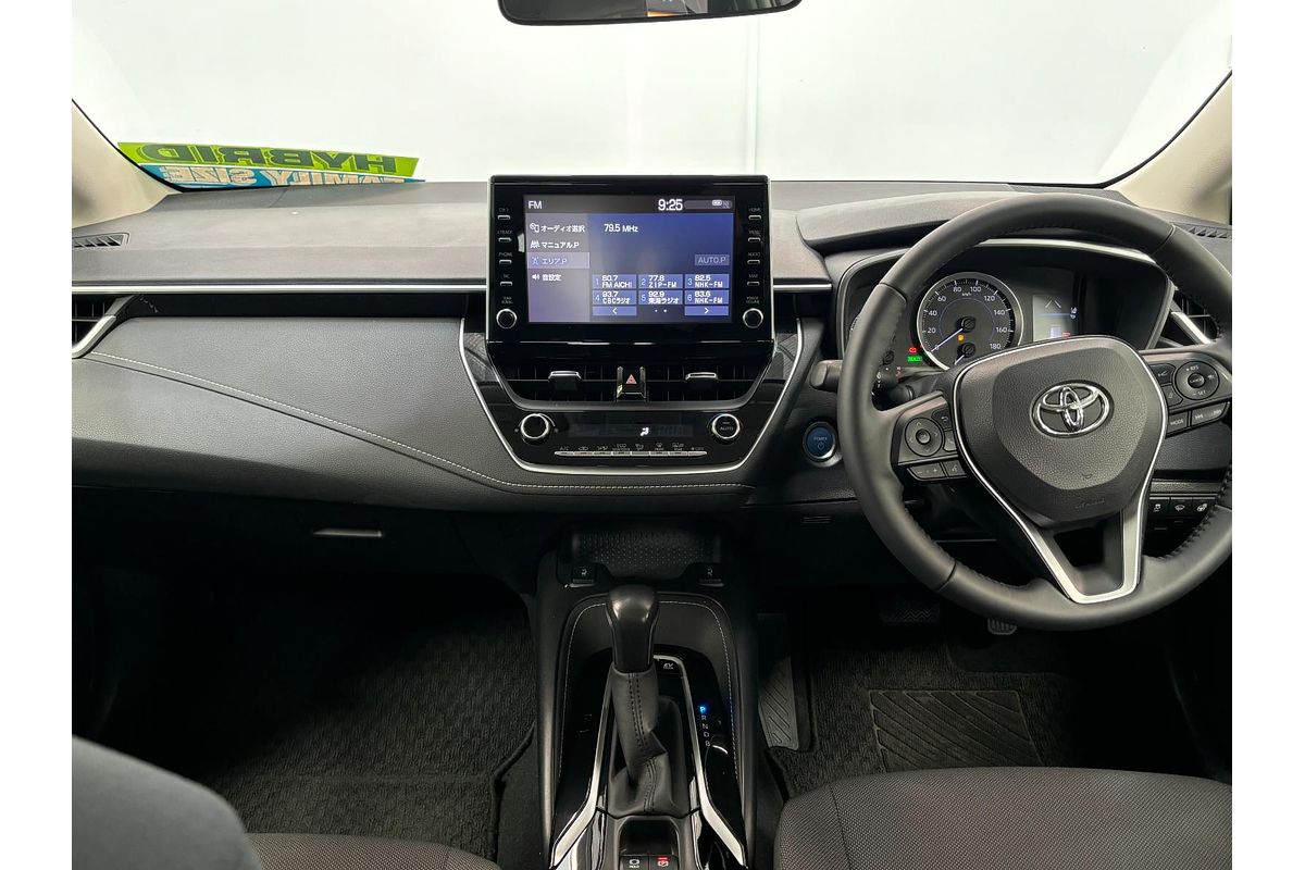 2019 Toyota Corolla Touring Hybrid Touring Hybrid S ZWE211