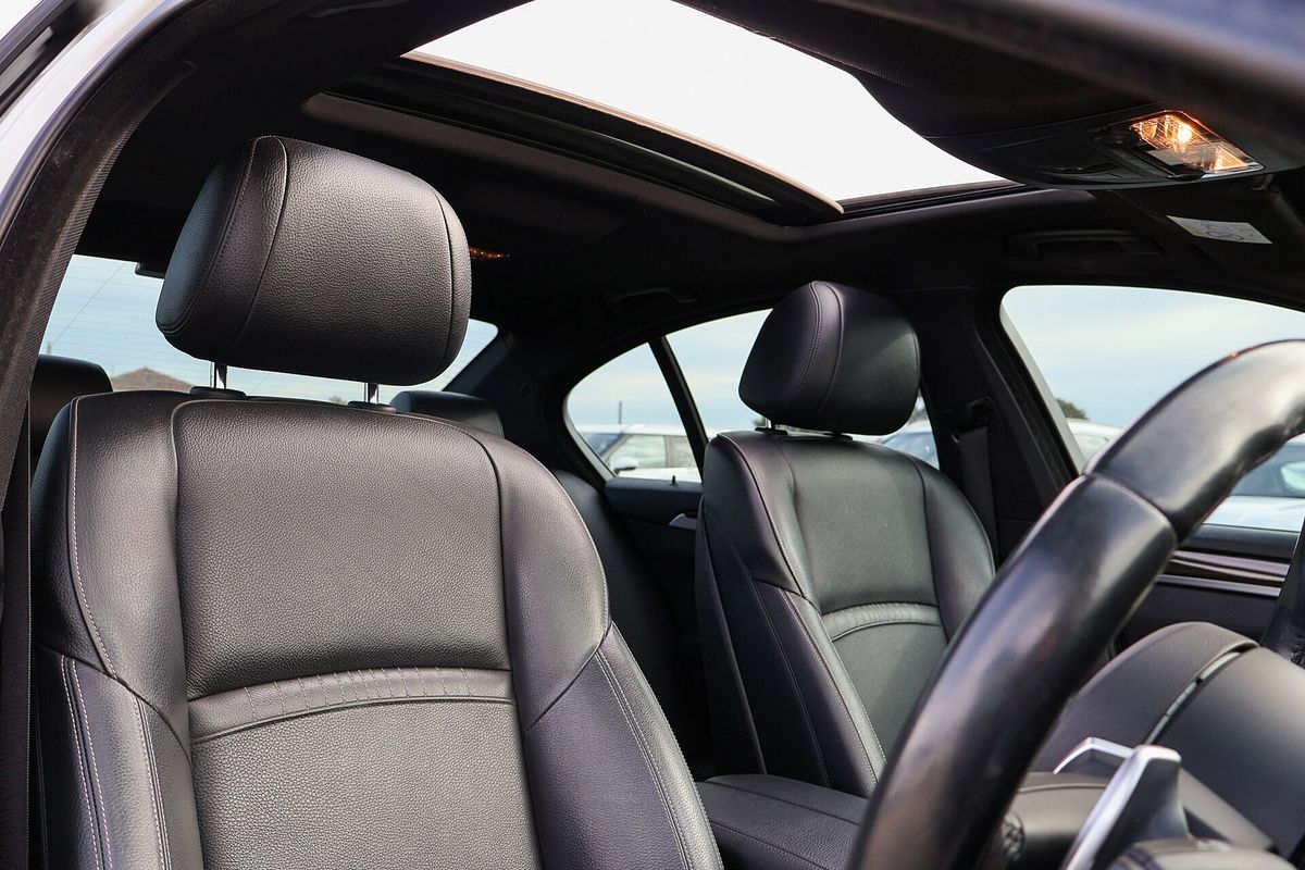 2015 BMW 5 Series 520i M Sport F10 LCI